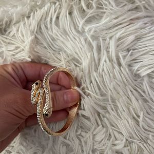 Snake bracelet